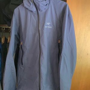 Arcteryx Beta SL- Goretex Rain Jacket- Size XL
